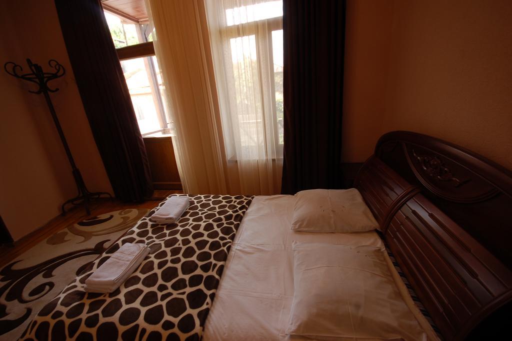 Lelis Guest House Szenaki Kültér fotó